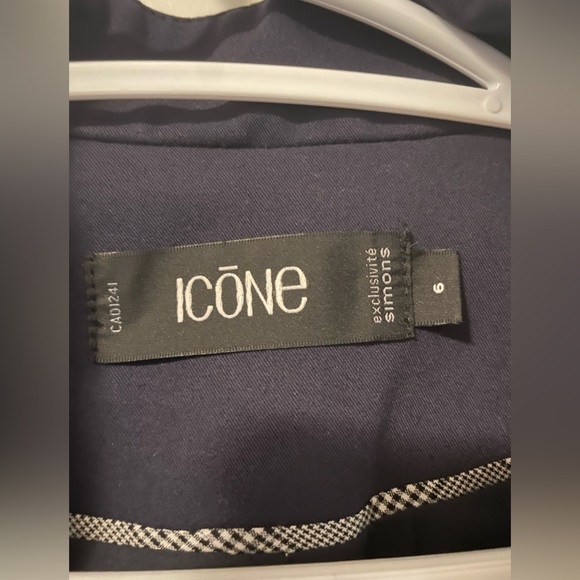 Womans blazer! Brand new never worn Icone blazer size 6 - Picture 2 of 3